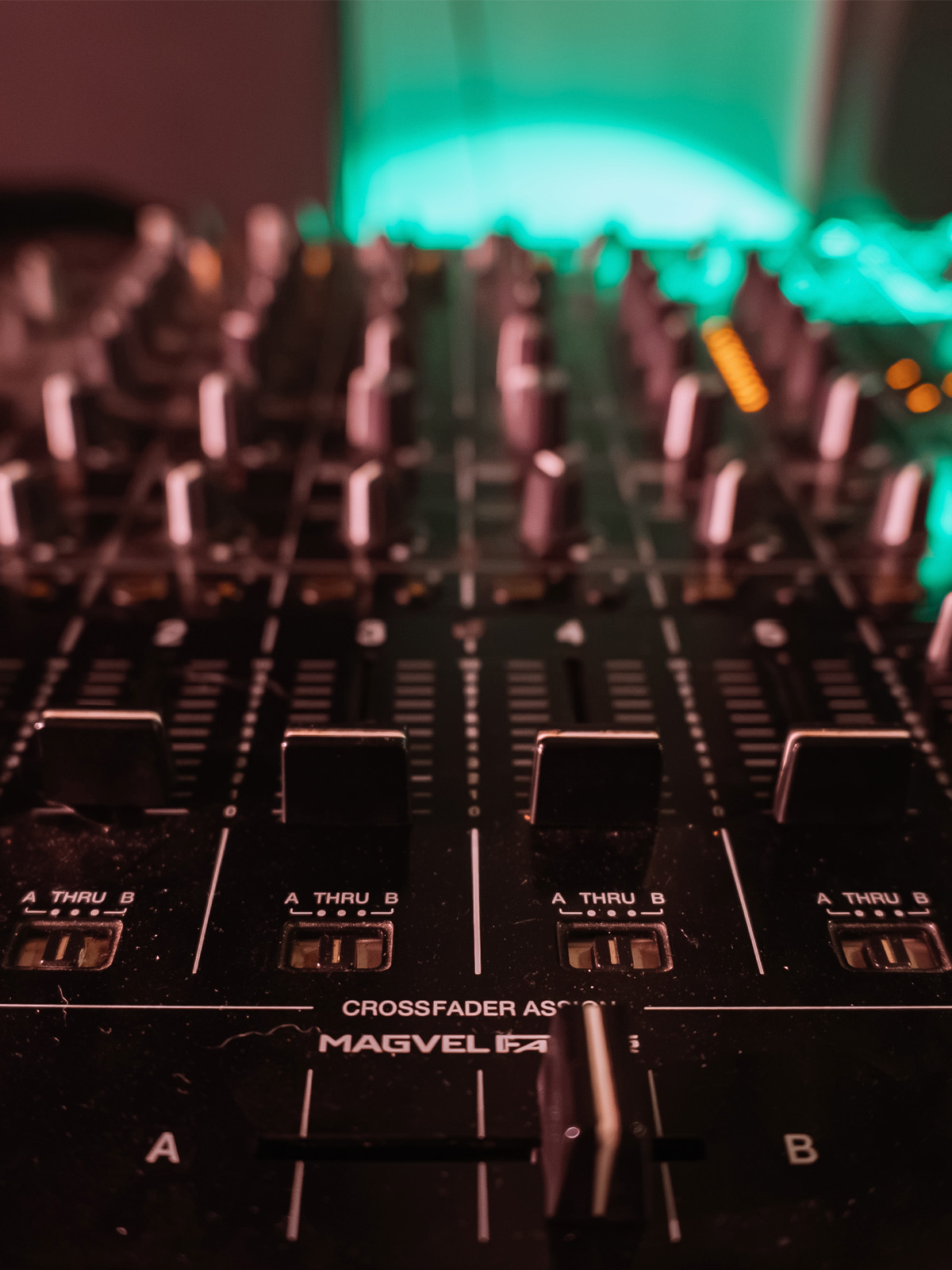 ESTUDIO Y EQUIPOS. Todo lo que necesitas para hacerlo realidad.